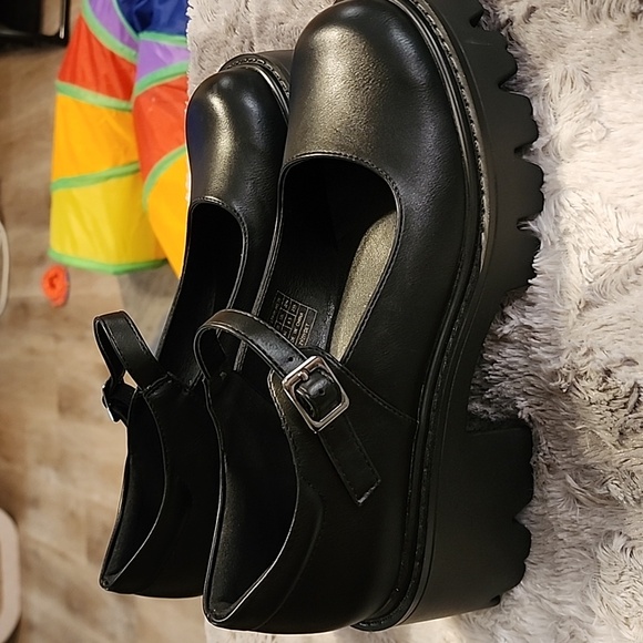 NWOT Dream Pairs Black Mary Jane Size 8.5 - Picture 3 of 6
